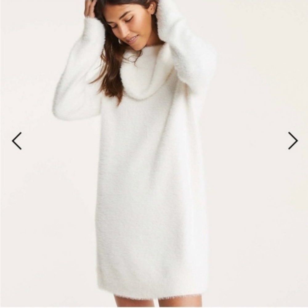 Lou & Grey Soft White Cowl Neck Sweater Dress Sz M $90